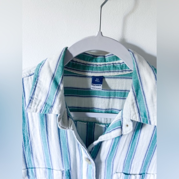 NWOT Old Navy Crinkle Gauze Button Down Romper - Picture 9 of 9